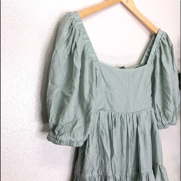 NWT VICI Catch Feels Puff Sleeve Babydoll Mini Dress - Picture 6 of 9